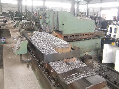 升降機(jī)齒條廠家建議您今年春節(jié)就地過年